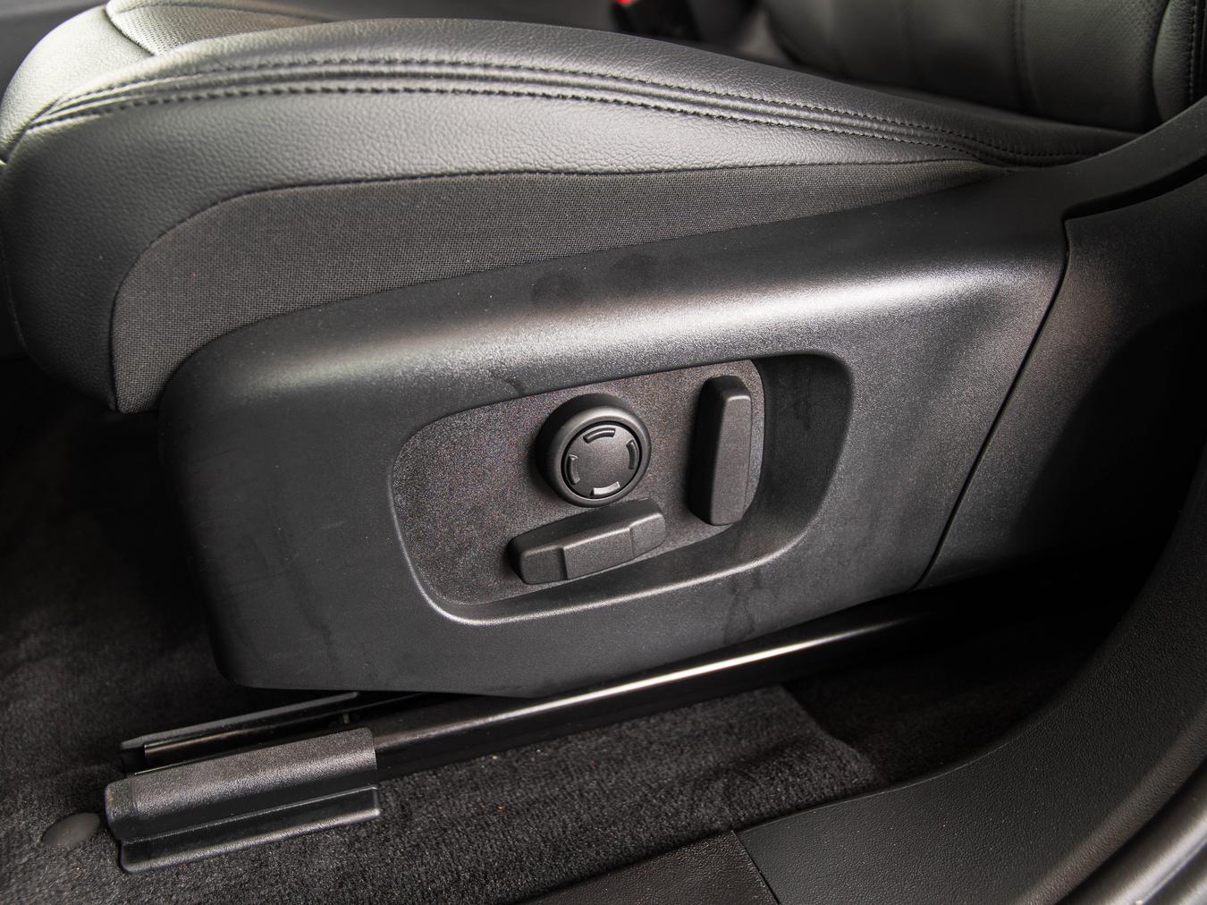 Land Rover Range Rover Evoque P270e Dynamic SE