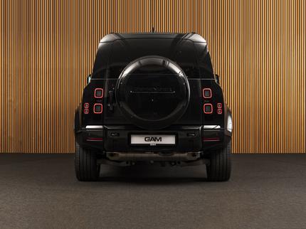 Land Rover Defender 110 X-Dynamic HSE P300e