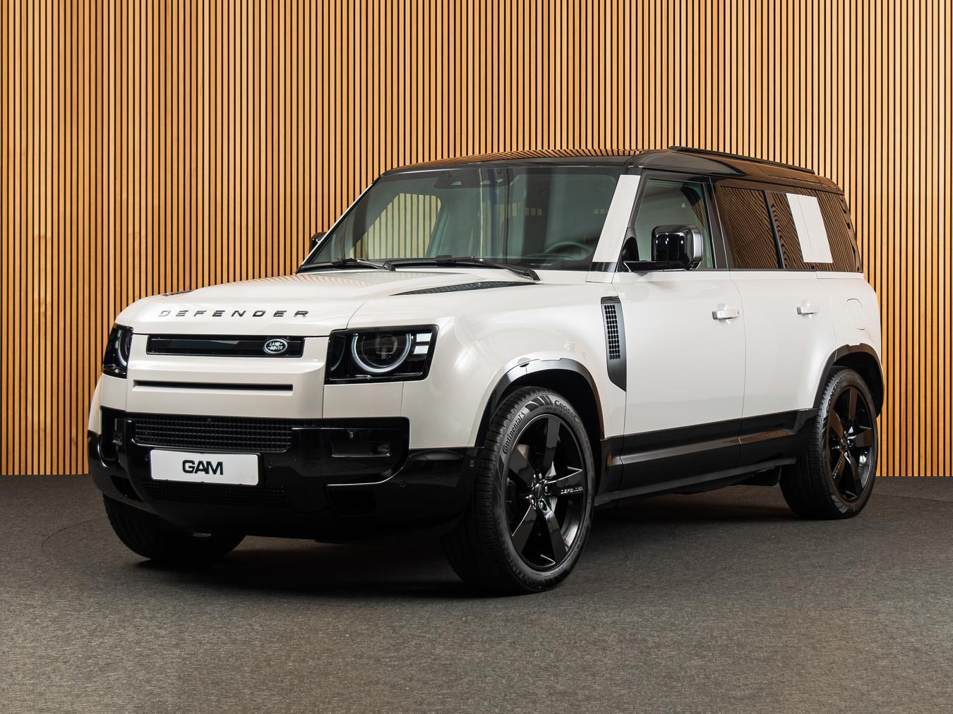 Land Rover Defender 110 X-Dynamic HSE P300e