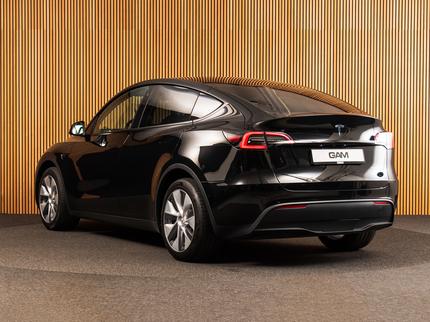 Tesla Model Y Long Range