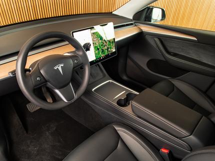 Tesla Model Y Long Range