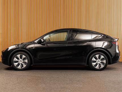 Tesla Model Y Long Range