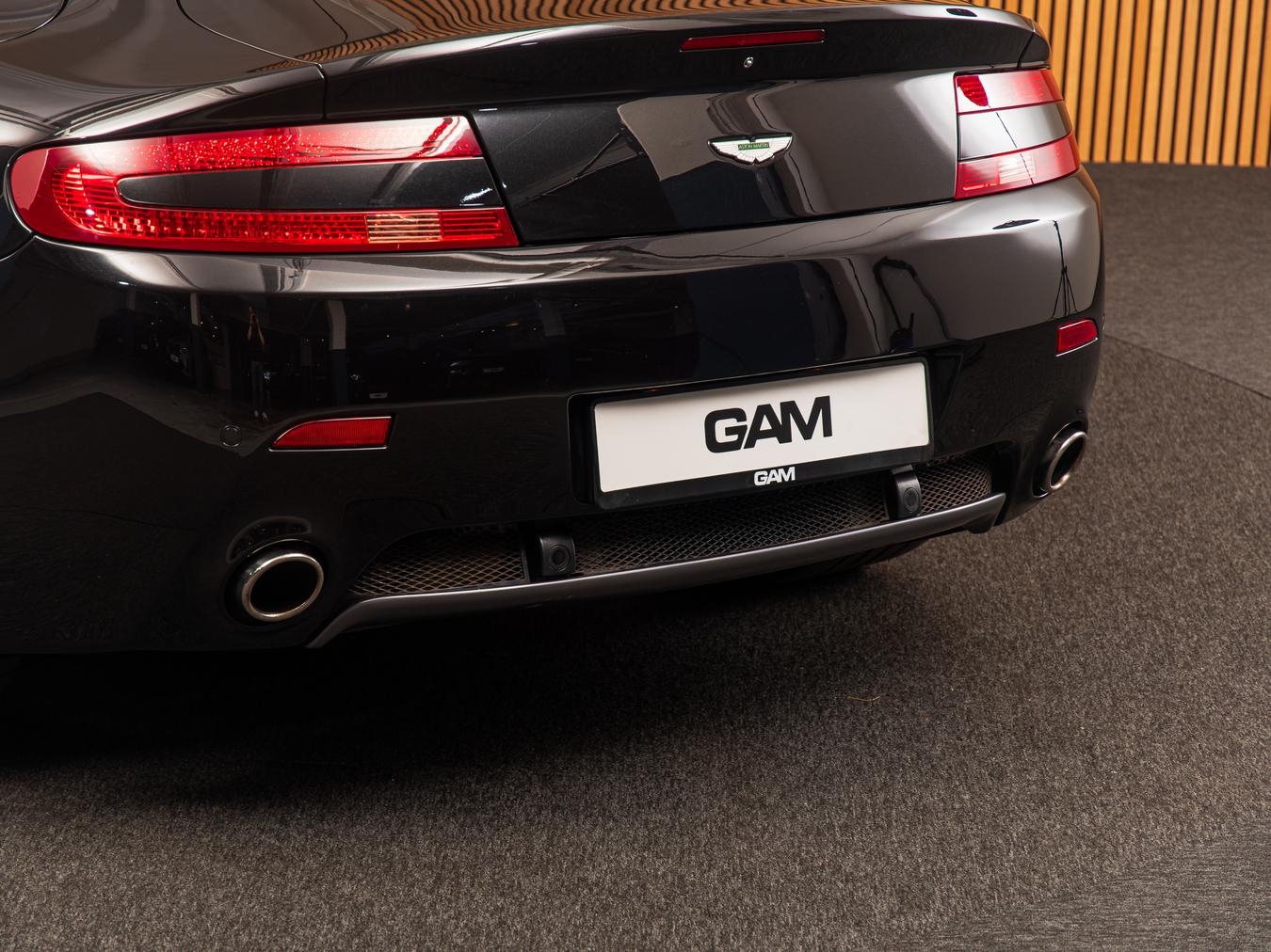 Aston Martin  V8 Vantage 4.3 V8