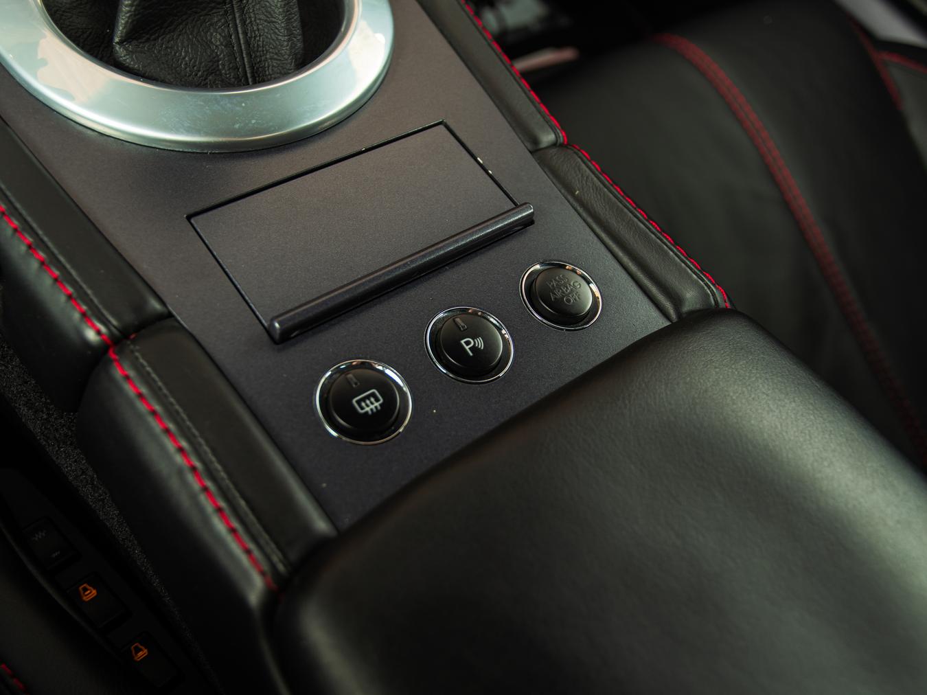 Aston Martin  V8 Vantage 4.3 V8