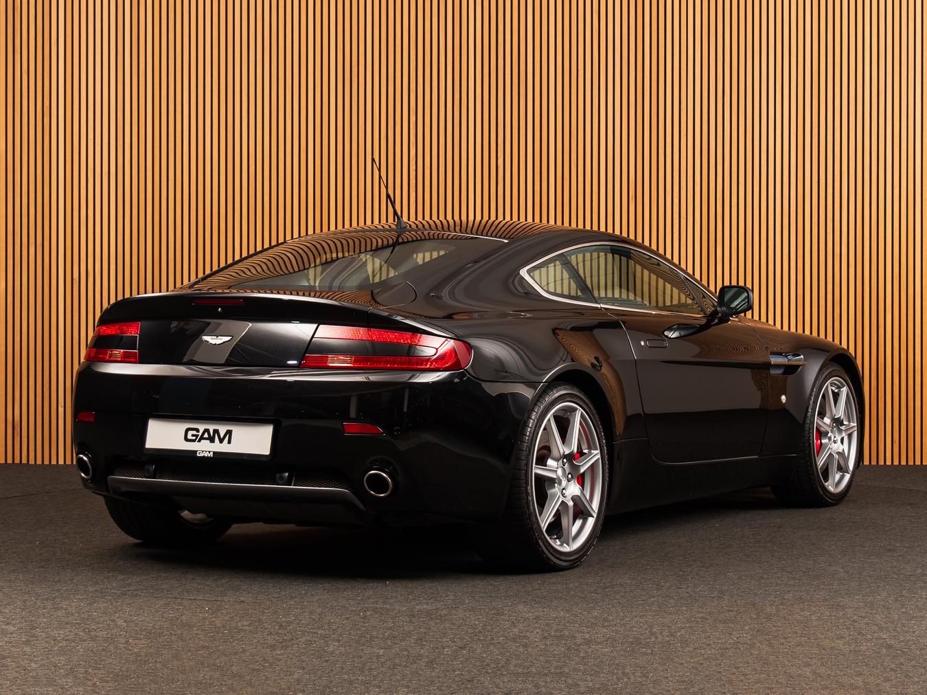 Aston Martin  V8 Vantage 4.3 V8