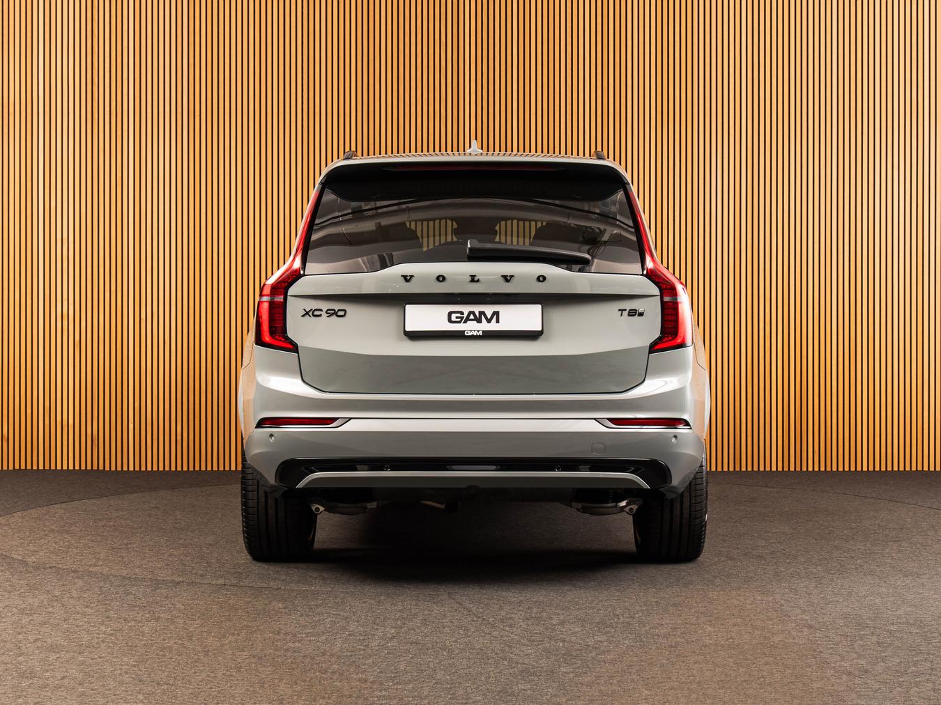 Volvo XC90 T8 Ultra Black Edition