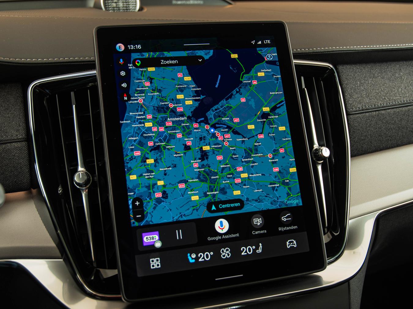 Volvo XC90 T8 Ultra Black Edition