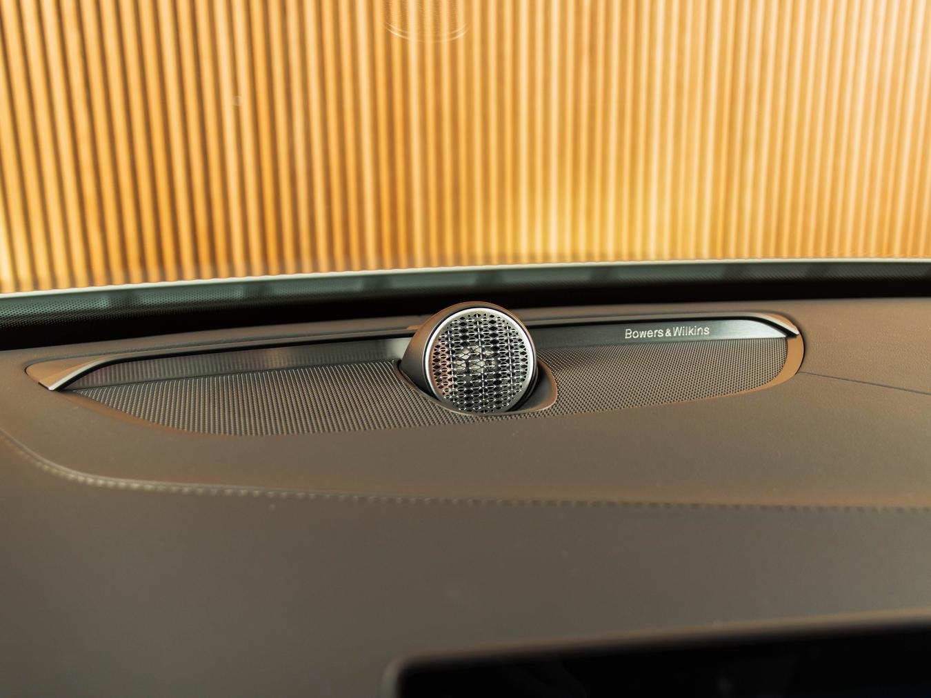 Volvo XC90 T8 Ultra Black Edition