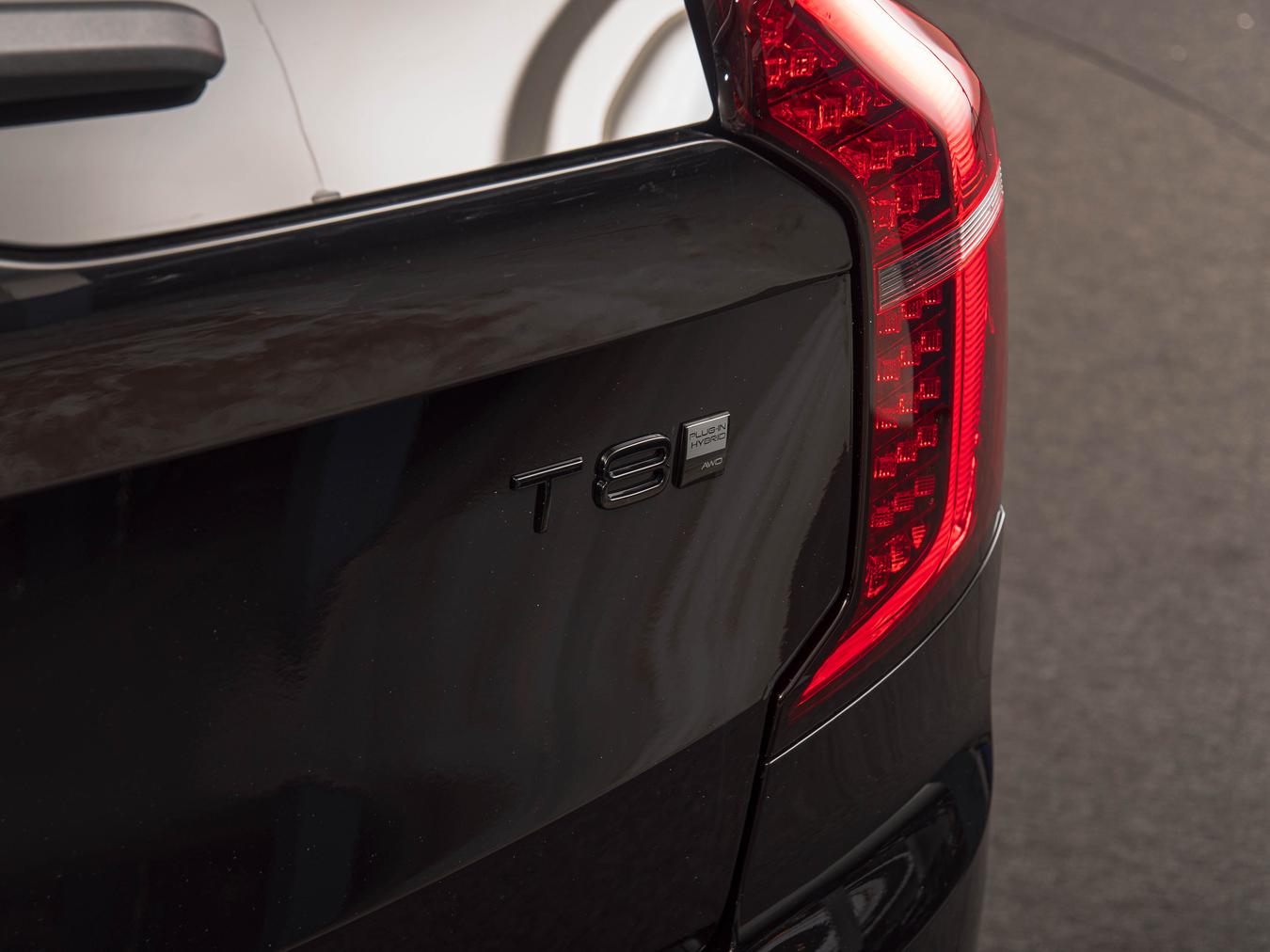 Volvo XC90 T8 Ultra Black Edition