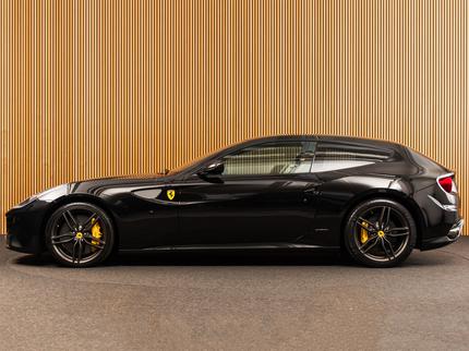 Ferrari FF 6.3 V12 4x4