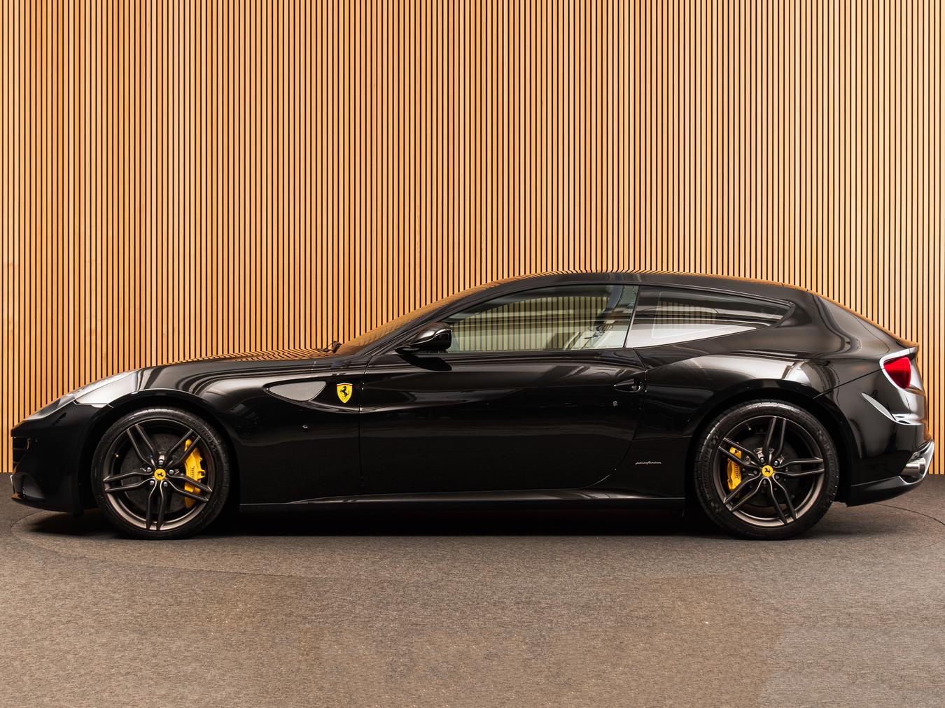 Ferrari FF 6.3 V12 4x4