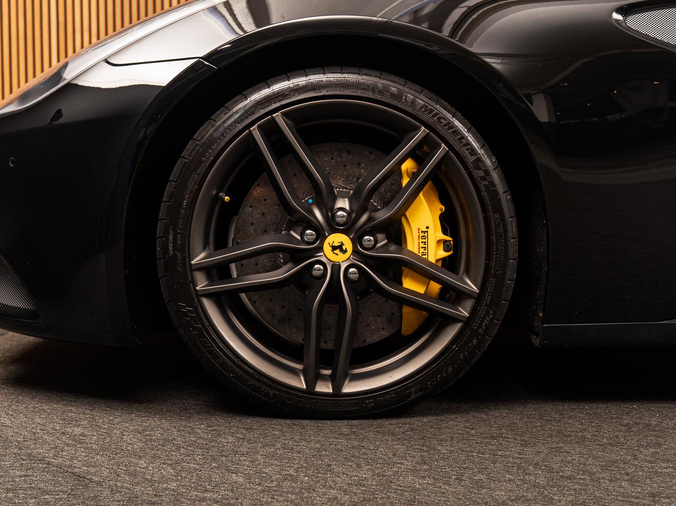 Ferrari FF 6.3 V12 4x4