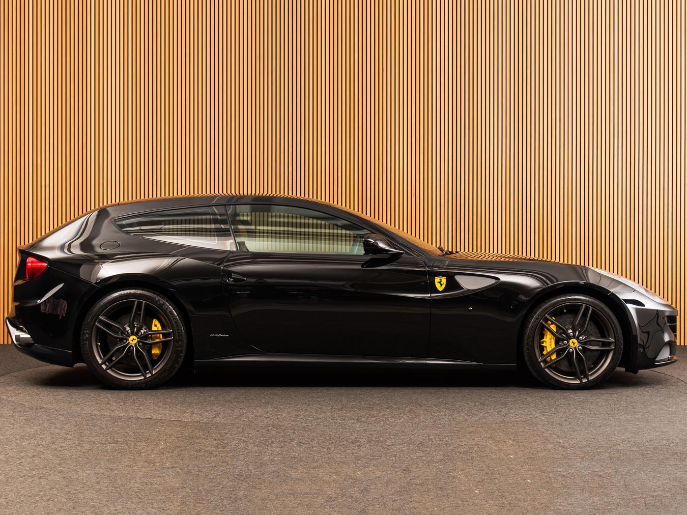 Ferrari FF 6.3 V12 4x4