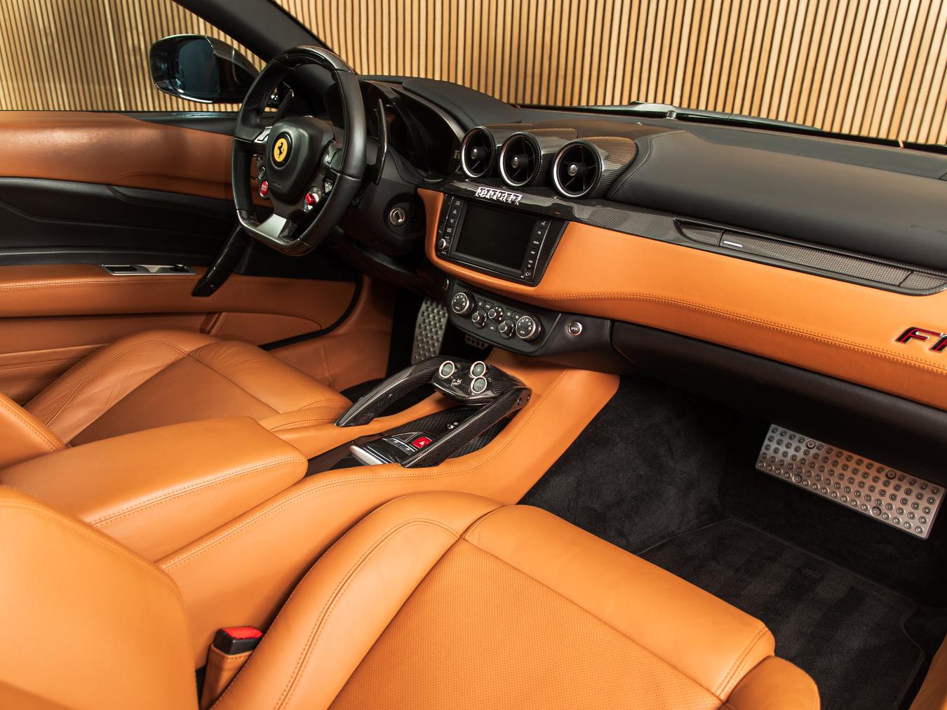 Ferrari FF 6.3 V12 4x4