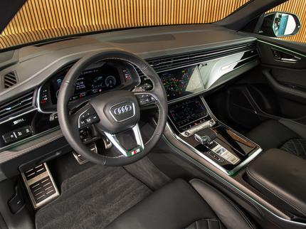 Audi Q8 55 TFSI-e Quattro S-Line
